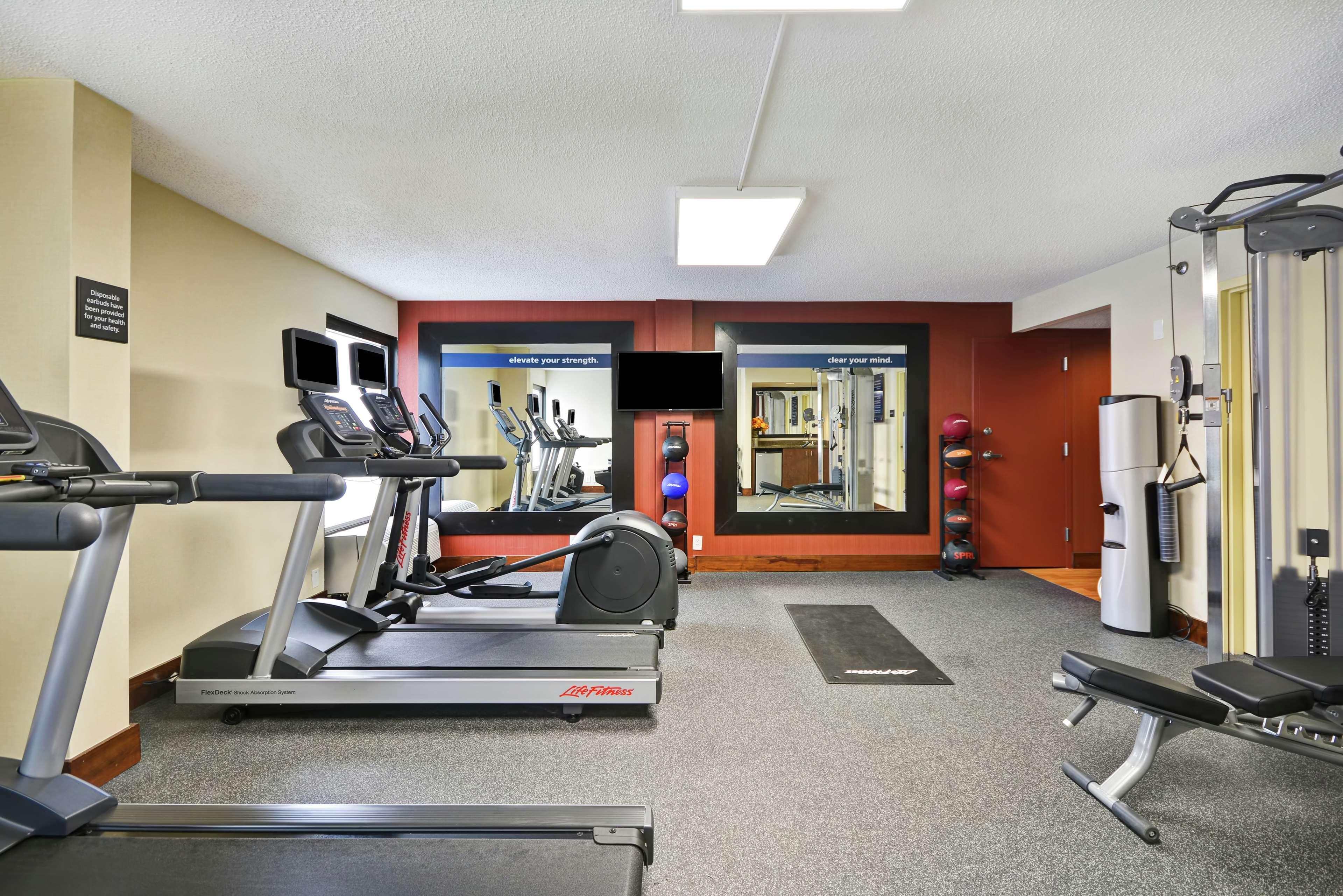 Hampton Inn Birmingham/Mountain Brook Екстериор снимка