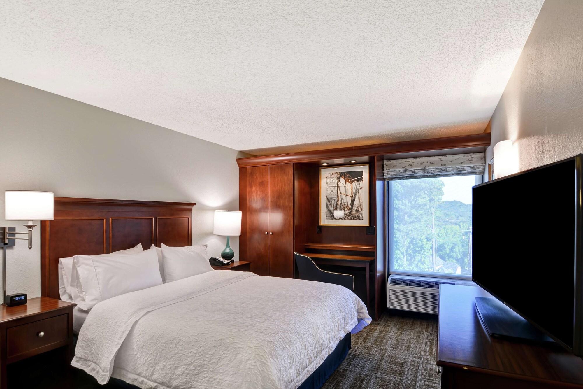 Hampton Inn Birmingham/Mountain Brook Екстериор снимка