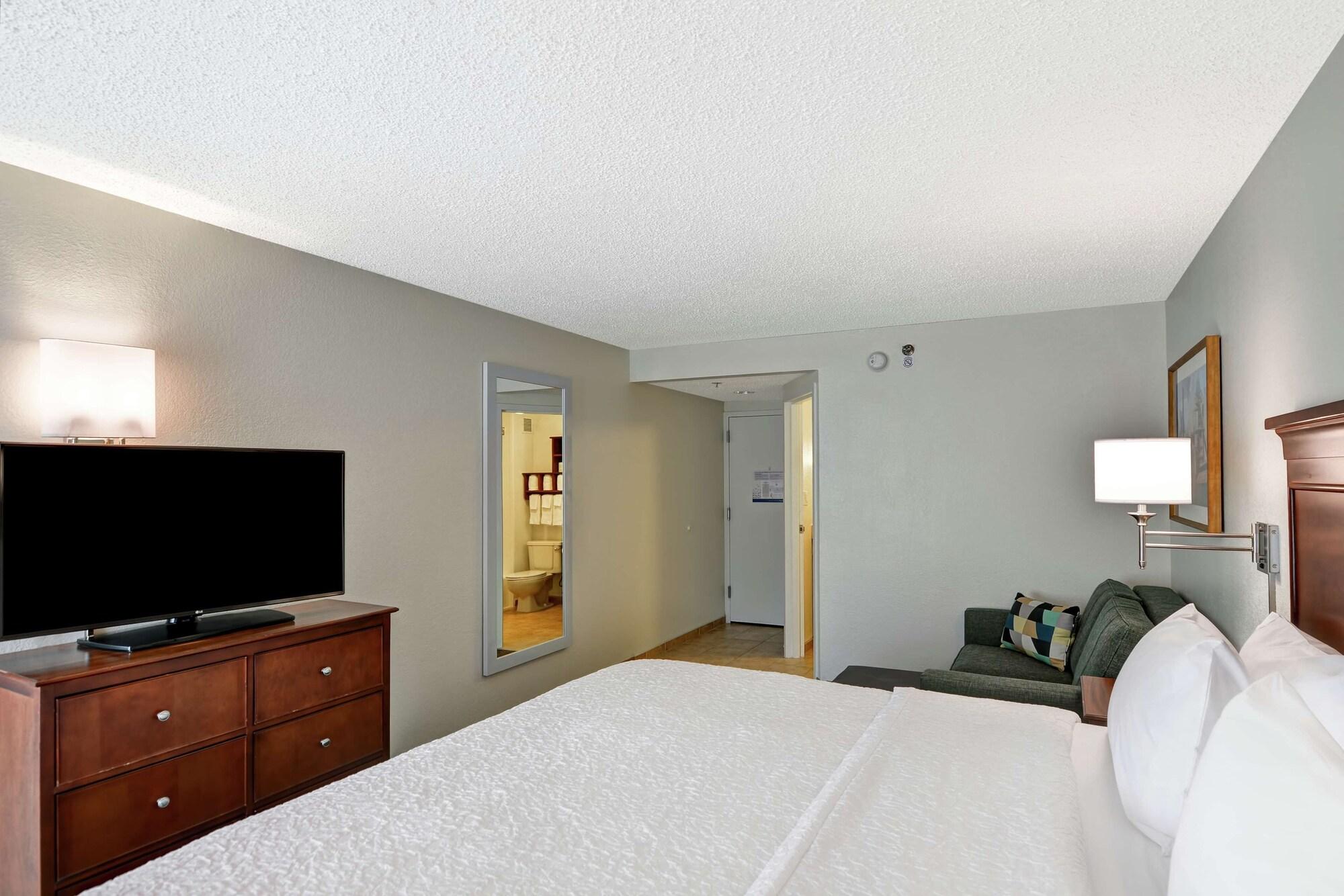 Hampton Inn Birmingham/Mountain Brook Екстериор снимка