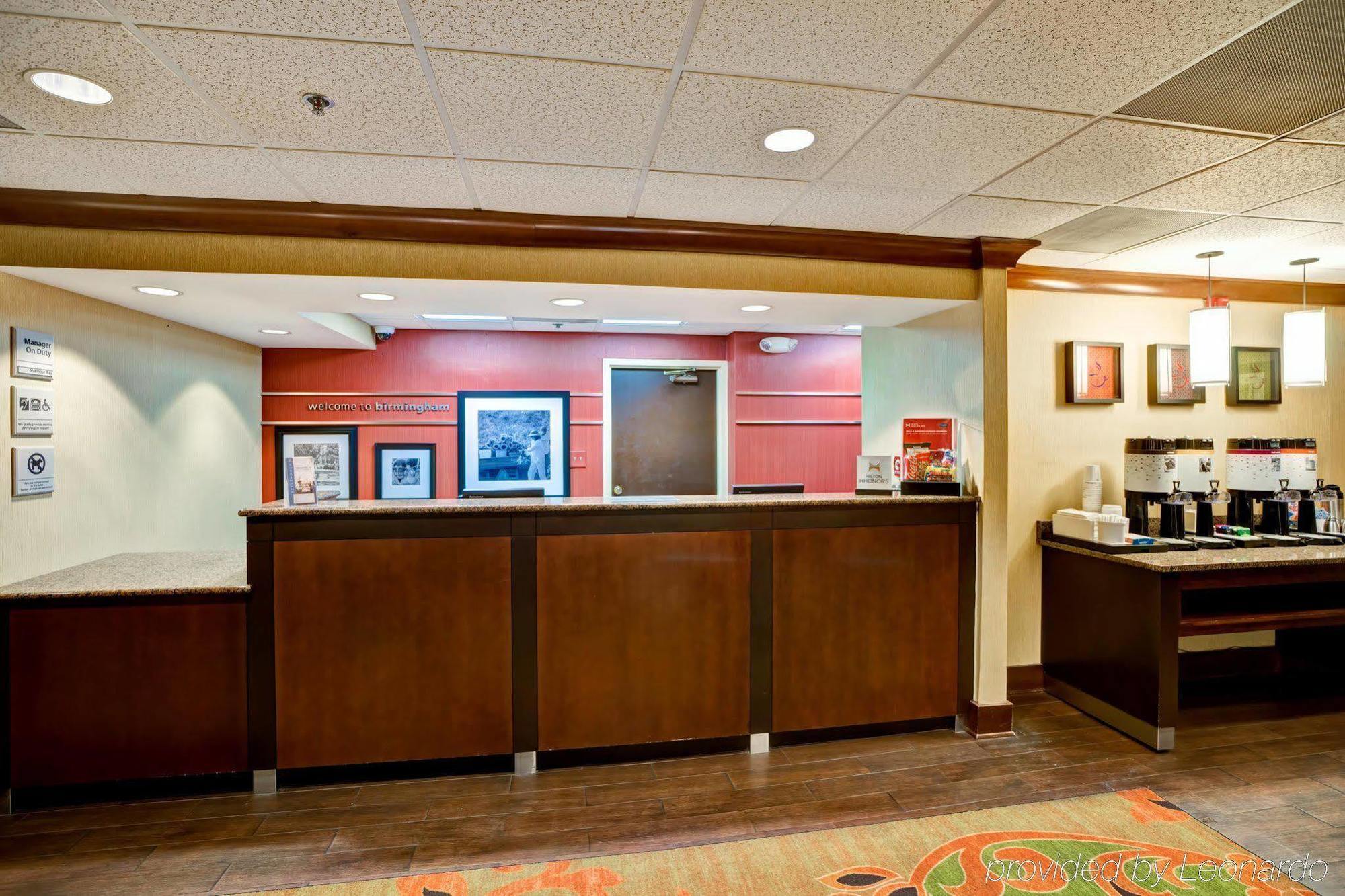 Hampton Inn Birmingham/Mountain Brook Екстериор снимка